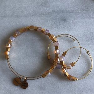 Rose gold and gold Alex and ani beaded set!